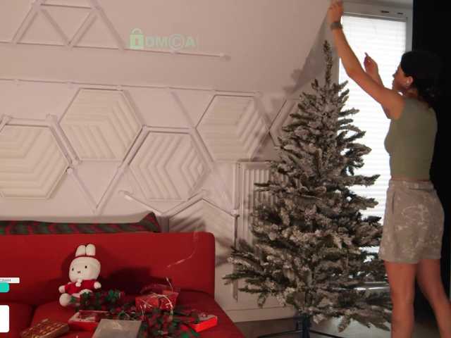 Entra en el chat con el modelo Taanni Taanni