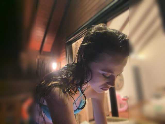 Vai a chattare su Taanni Taanni