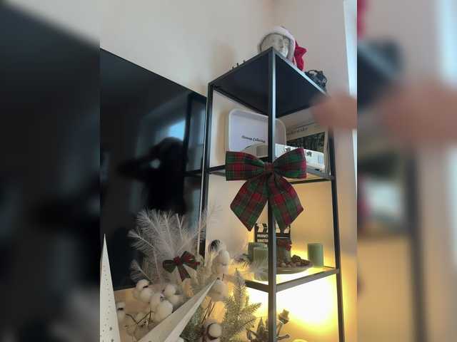 Idź na czacie Taanni Taanni