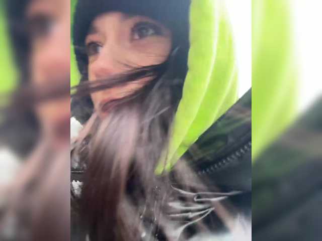 Entrez le videochat erotique avec le
modèle Taanni Taanni