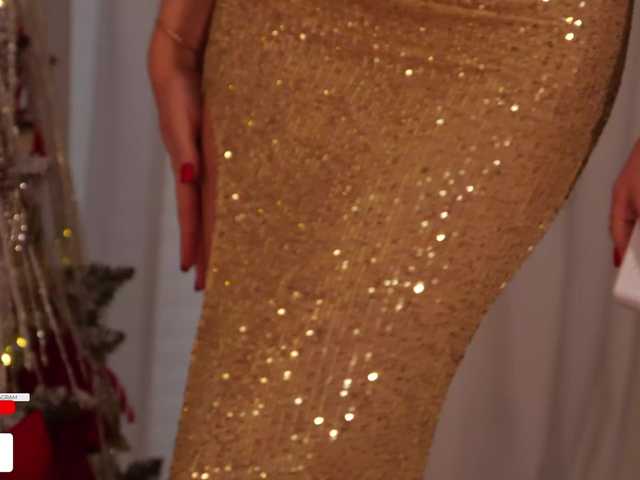 Entra en el chat con el modelo Taanni Taanni