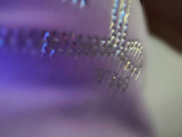 Entra en el chat con el modelo Taanni Taanni