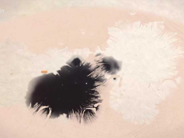 Entra en el chat con el modelo Taanni Taanni