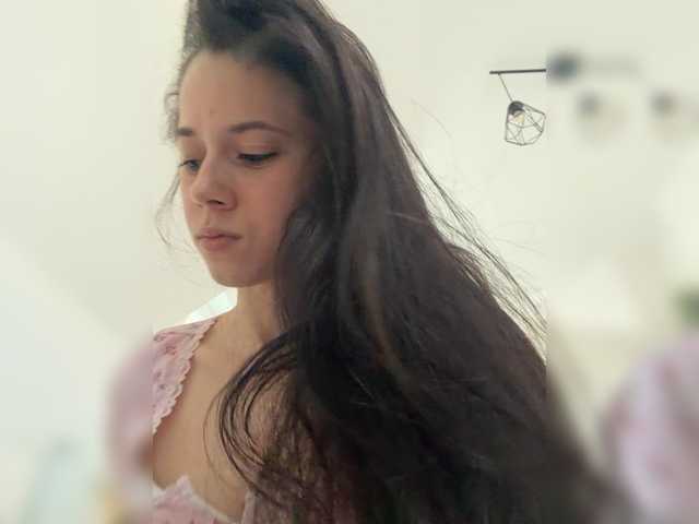 Vai a chattare su Taanni Taanni