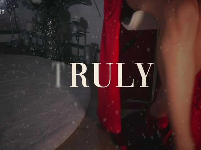 Vai a chattare su Taanni Taanni