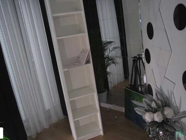 Accedi alla chat con il nickname Taanni Taanni