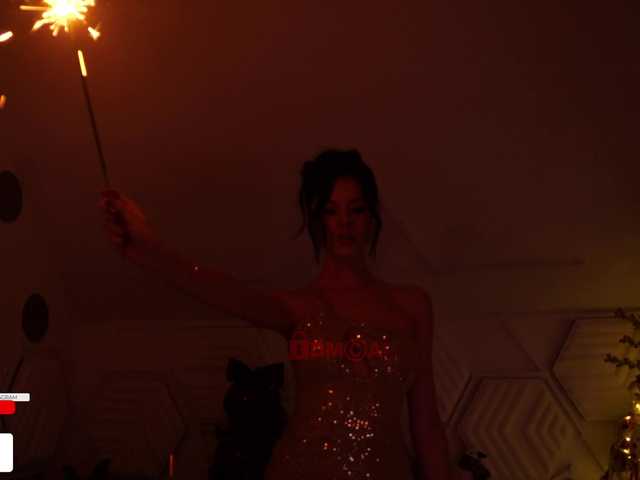 go to chat with Taanni