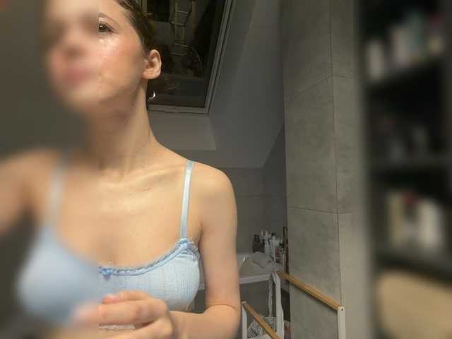 go to chat with Taanni