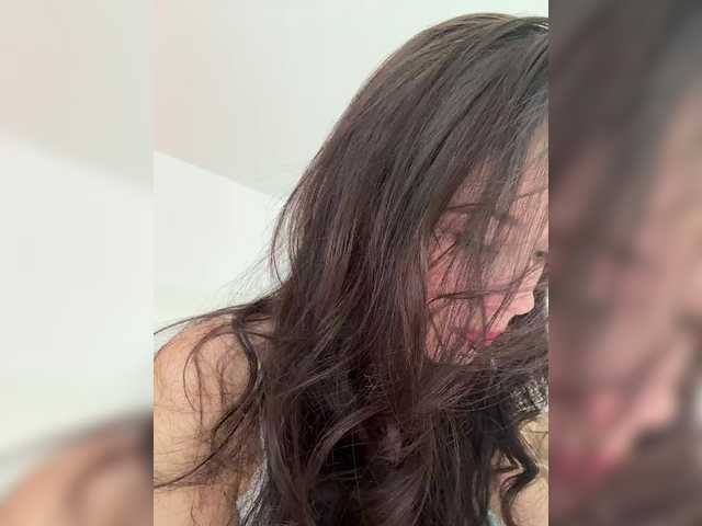 Gratis Live Sexcam mit Taanni Taanni