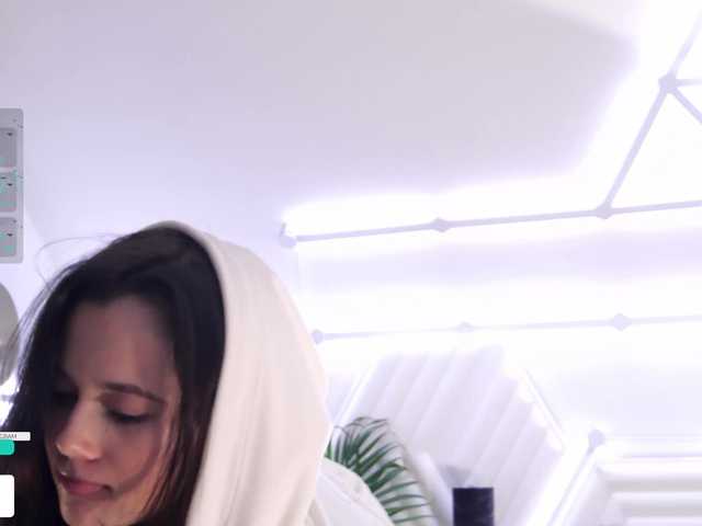 Vai a chattare su Taanni Taanni