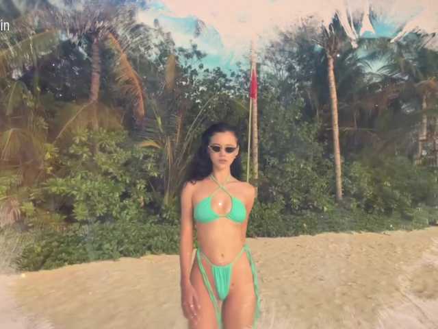 Idź na czacie Taanni Taanni