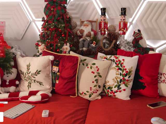 Vai a chattare su Taanni Taanni