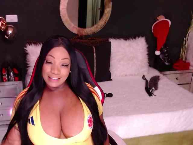 MadikeyHappy webcam