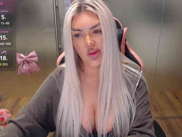 SarahStone webcam