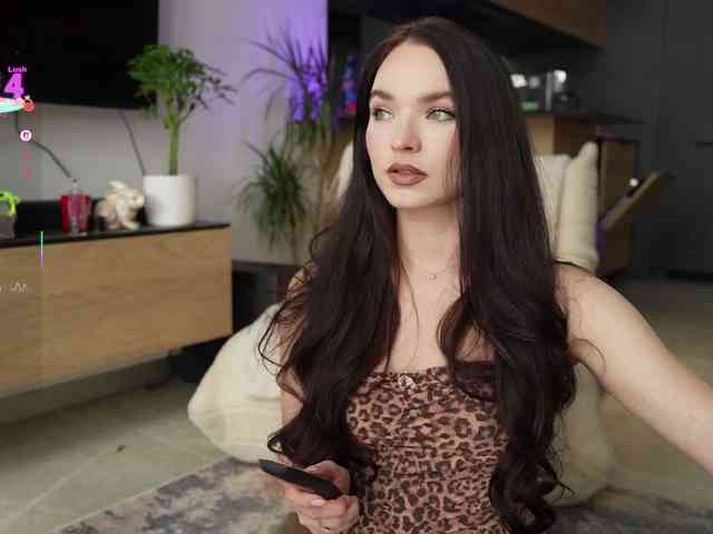 blackvelveet webcam