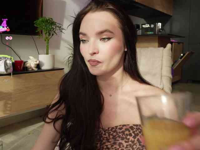 blackvelveet webcam