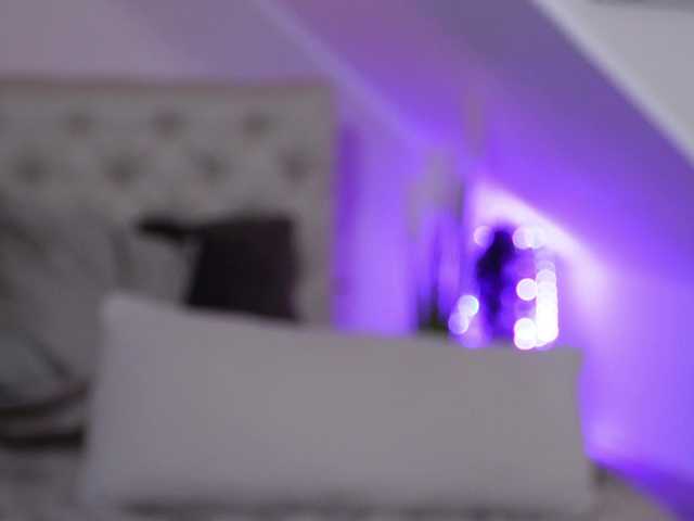 Entra en el chat con el modelo Hotmilfbitch Hotmilfbitch