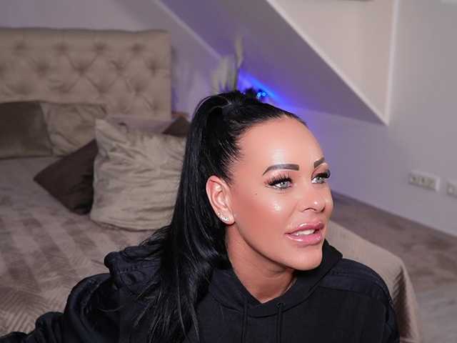 Gratis Live Sexcam mit Hotmilfbitch Hotmilfbitch