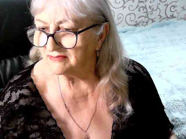 LolkaAlyss webcam