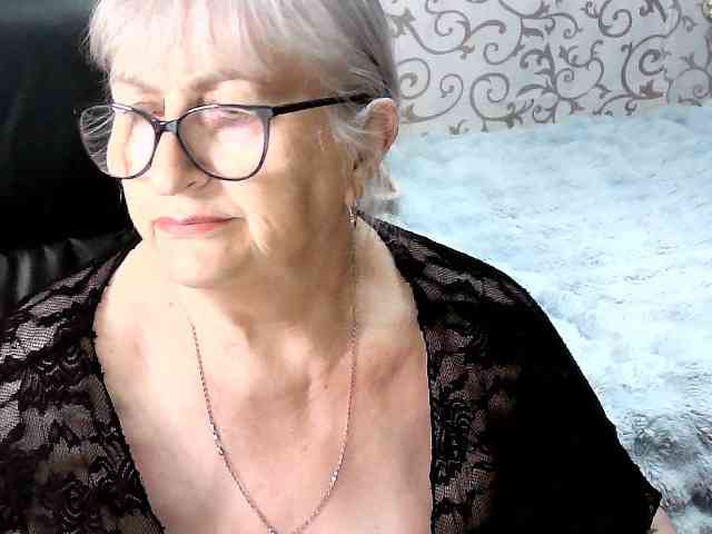 LolkaAlyss webcam