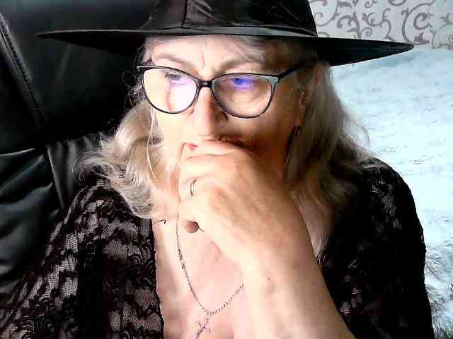 LolkaAlyss webcam