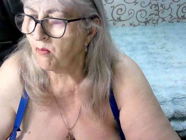 LolkaAlyss webcam