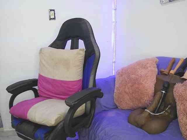 sara-greyx webcam