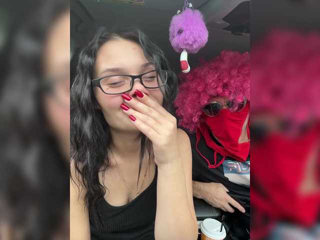 Entra en el chat con el modelo _Milashka_ _Milashka_