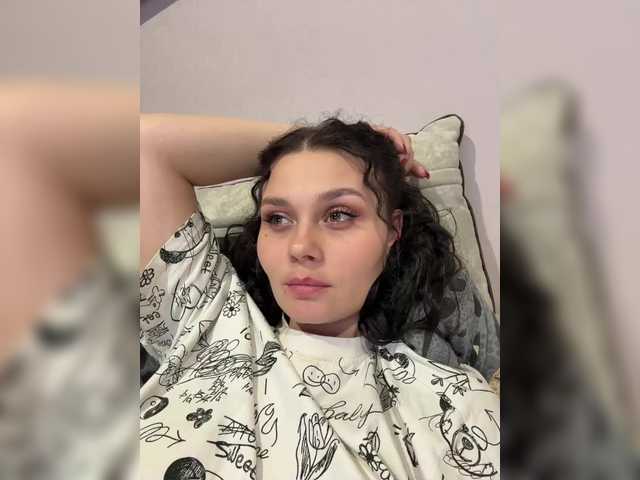 Рунетки: порно дрочит над спящей, секс чат бесплатно
