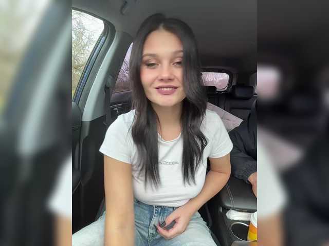 Entra en el chat con el modelo _Milashka_ _Milashka_