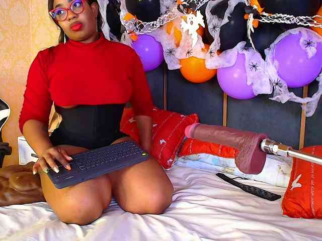 CaseyMoons webcam
