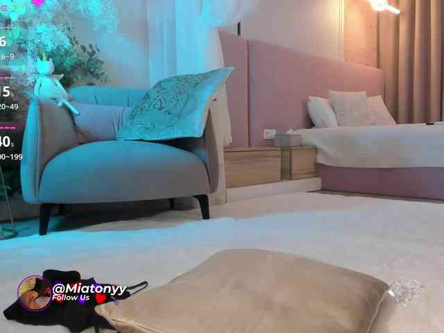 Mia_Milasheva webcam