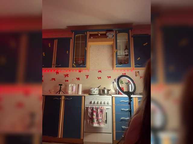 Gratis Live Sexcam mit LittleDelora LittleDelora