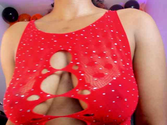 Ellie-Alves webcam