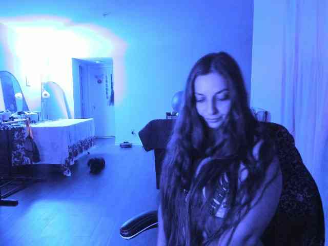 BellaBloom webcam
