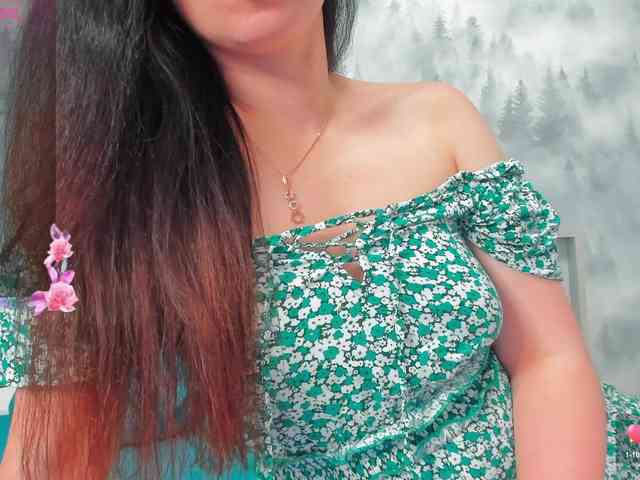 KariFlower webcam