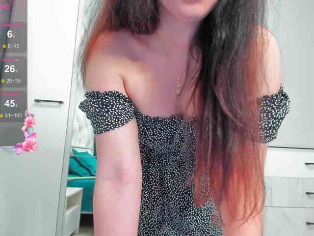 KariFlower webcam