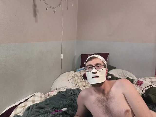 go to chat with AllHolesLoveGirl