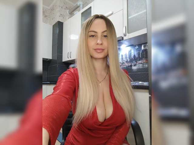 Entra en el chat con el modelo _____- _____-