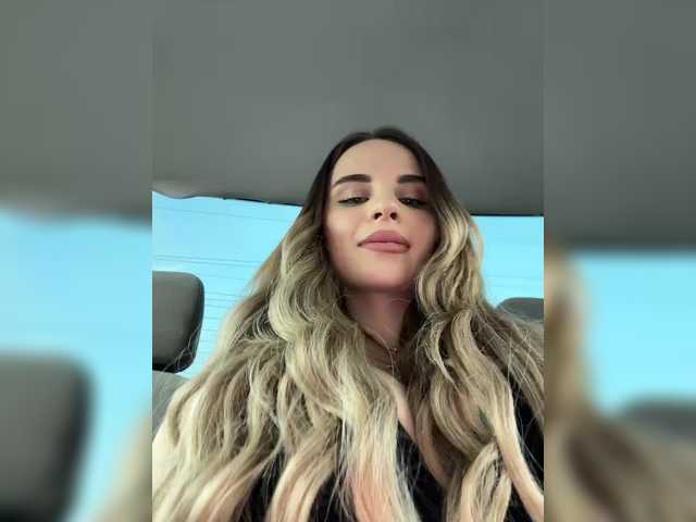 Accedi alla chat con il nickname LedyMiya LedyMiya