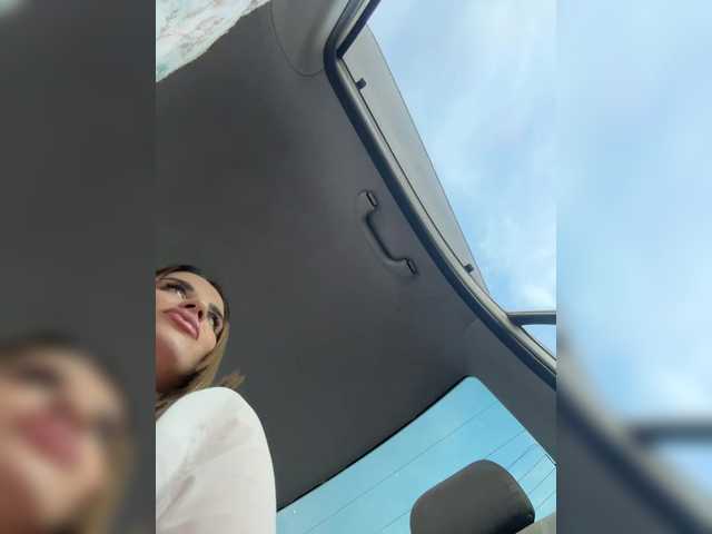 Vai a chattare su LedyMiya LedyMiya