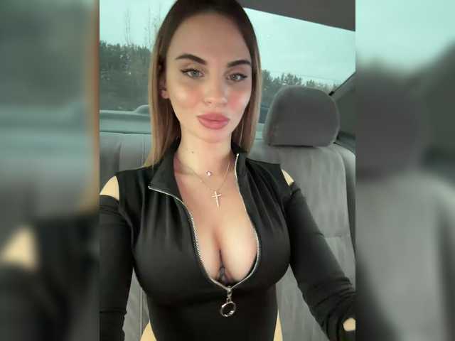 Accedi alla chat con il nickname LedyMiya LedyMiya