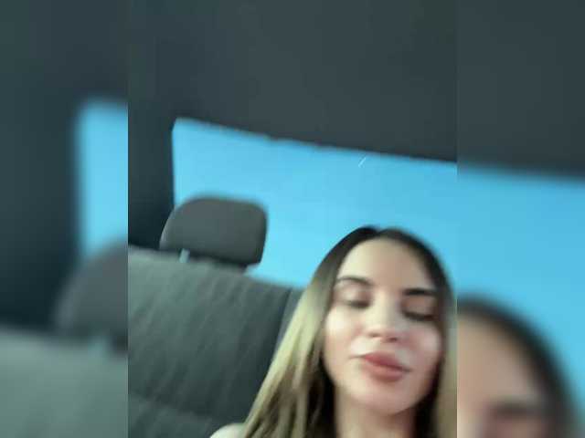 Gratis Live Sexcam mit LedyMiya LedyMiya