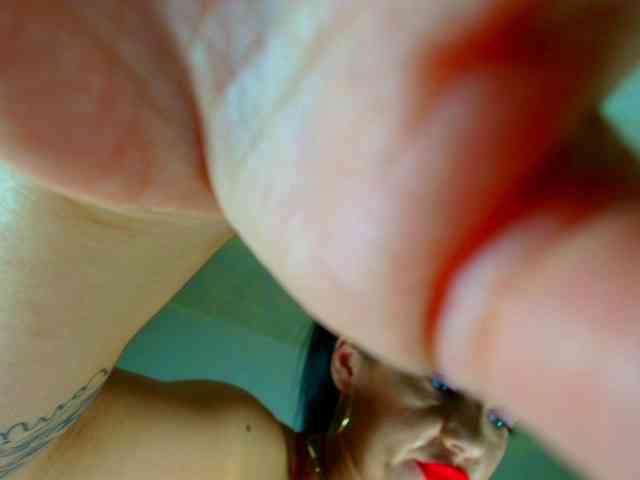 LauraVanessa webcam