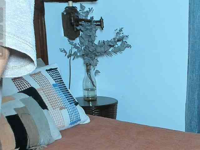 Christine_40 webcam