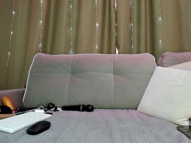 Vai a chattare su EditaMilf EditaMilf