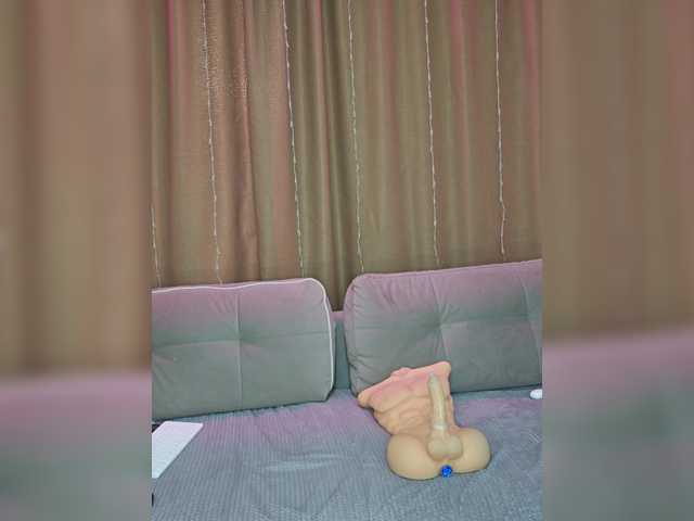 Vai a chattare su EditaMilf EditaMilf