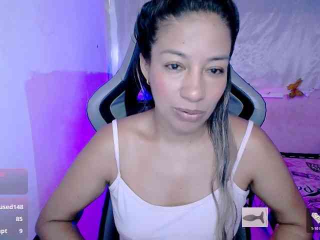 ninatinydoll webcam