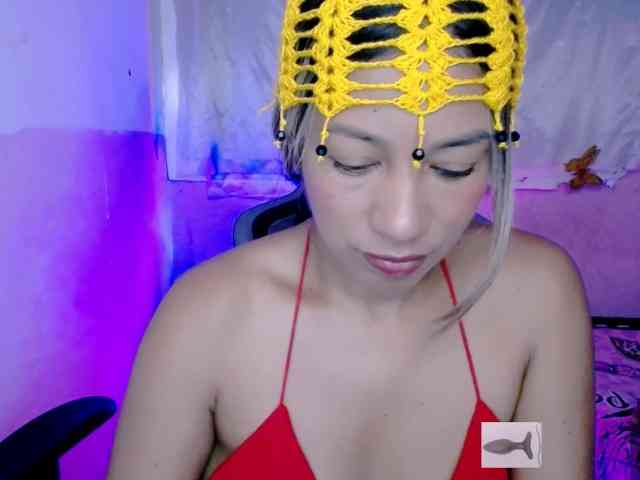 ninatinydoll webcam
