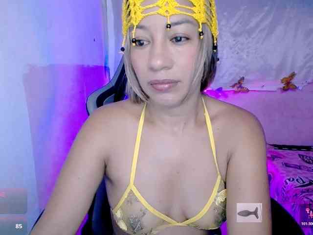 ninatinydoll webcam